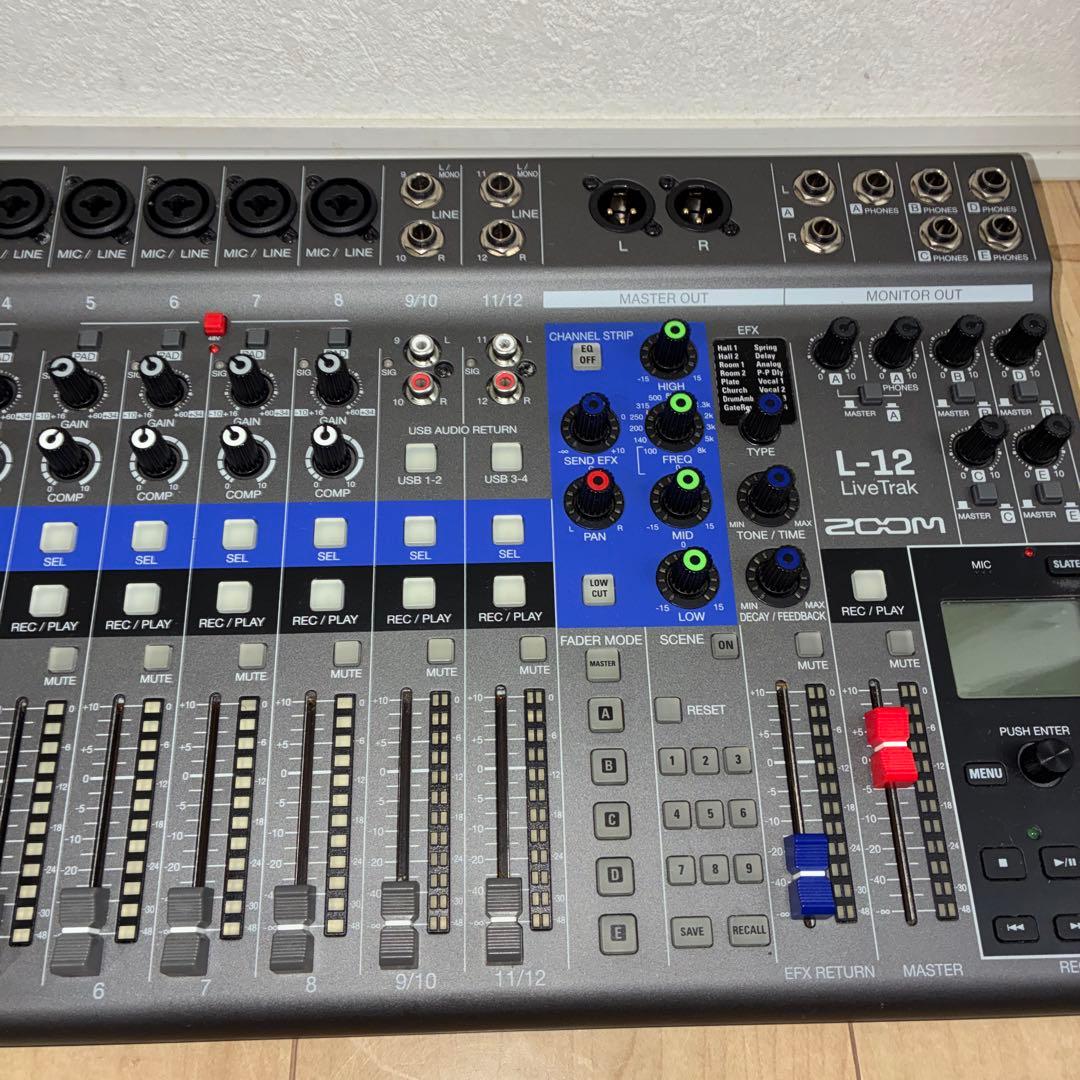 ZOOM L-12 デジタルミキサー ズーム　live TRAK