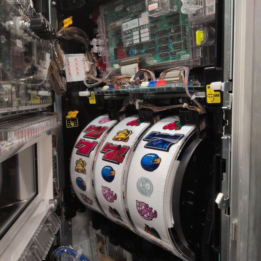 【送料込】ルパン三世 大航海者の秘宝【スロット】【パチスロ】【即購入可】