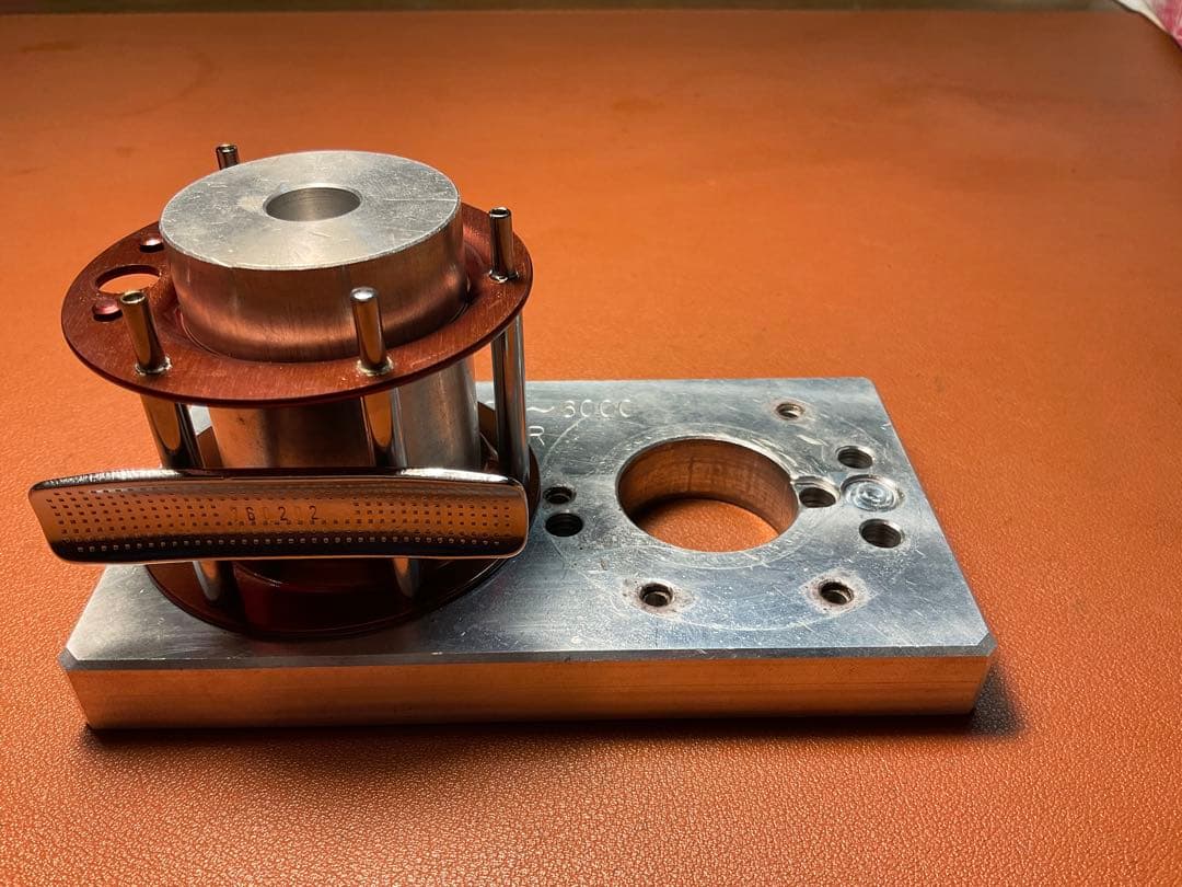 ABU アンバサダー 4000 D メンテ済 フレーム修正済