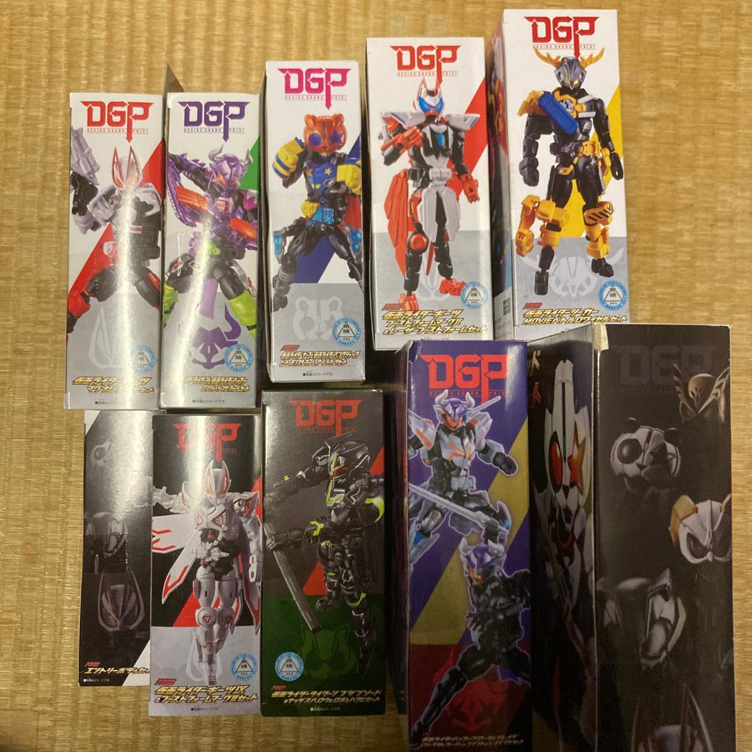 仮面ライダーギーツ RCF リボルブチェンジフィギュア セット