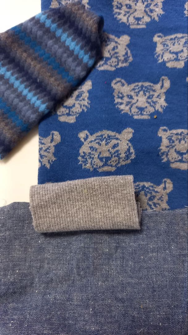 ハンドメイド　犬の服