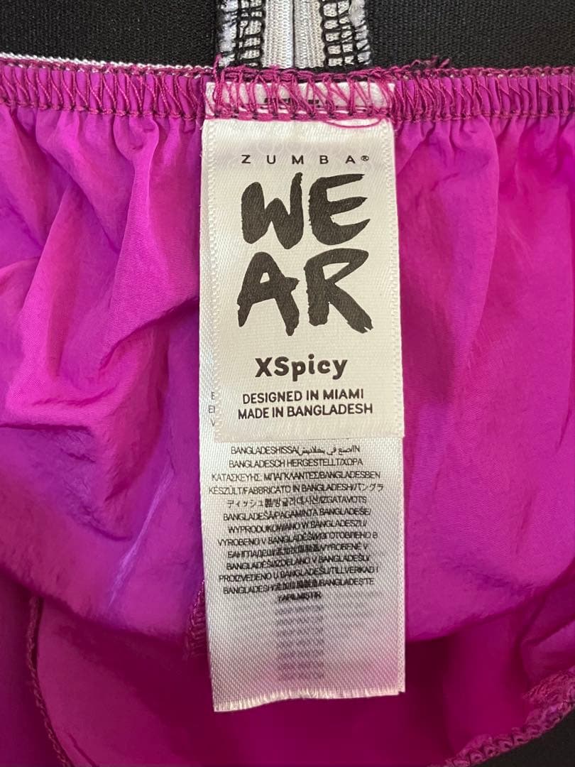 2025 新作　正規品　着用数回　ZUMBA/ズンバ　パンツ　紫/パープル