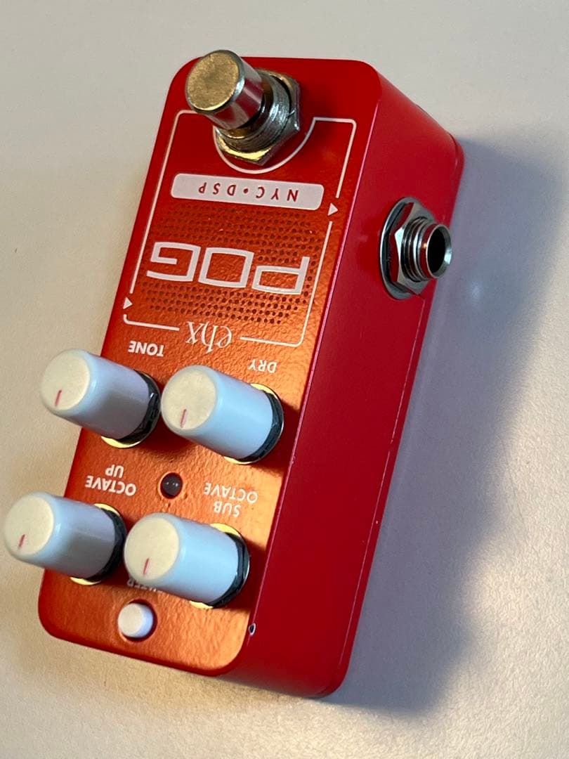 小さい！エレクトロハーモニックス Pico Pog オクターバー