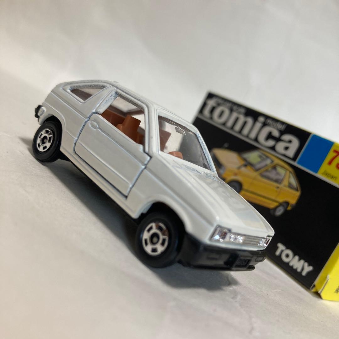 トミカ 小田急特注、スズキセルボです