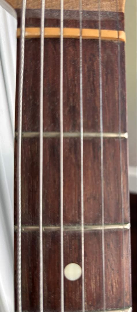 ストラトキャスタータイプ　日本製2Pバスウッドボディ　国産ネック