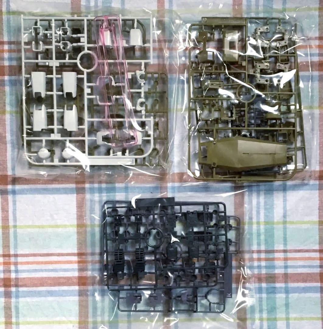 初版品 良状態 赤バンダイ MG 1/100 ジム・スナイパーカスタム