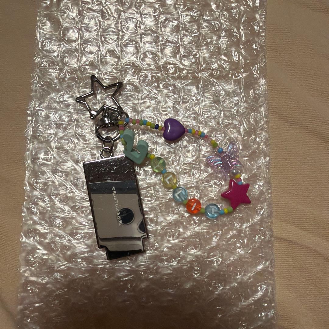 ILLIT アイリット キーリング 公式品