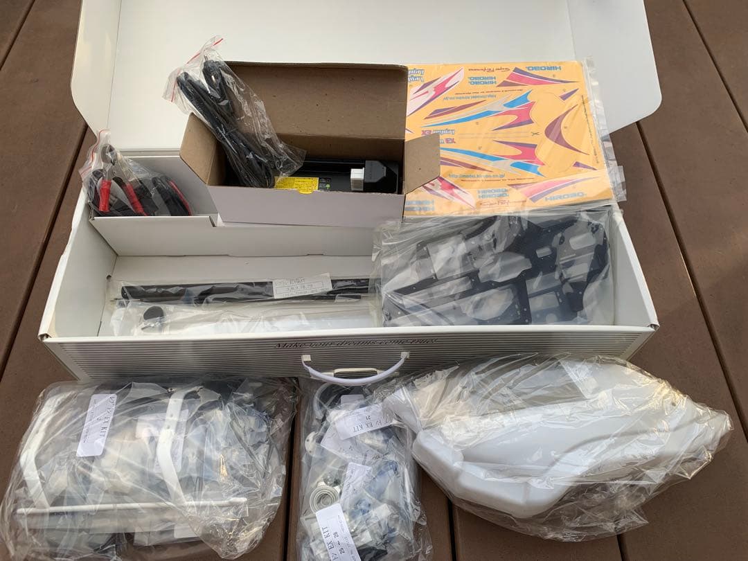 HIROBO製　レプトン電動ヘリコプター　オプションフルカーボン仕様