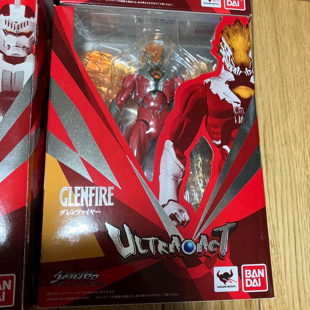 d*9様 ウルトラアクト　フィギュアセット