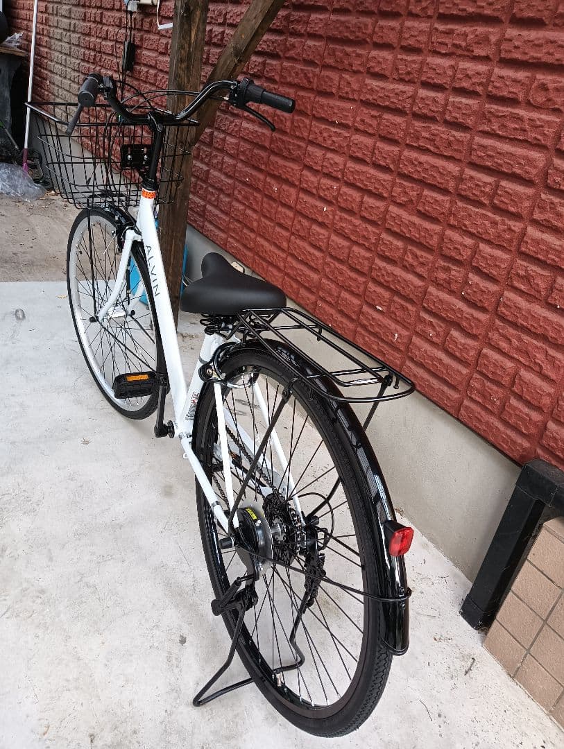 新品未使用２７インチ通学用シティーサイクル　白色