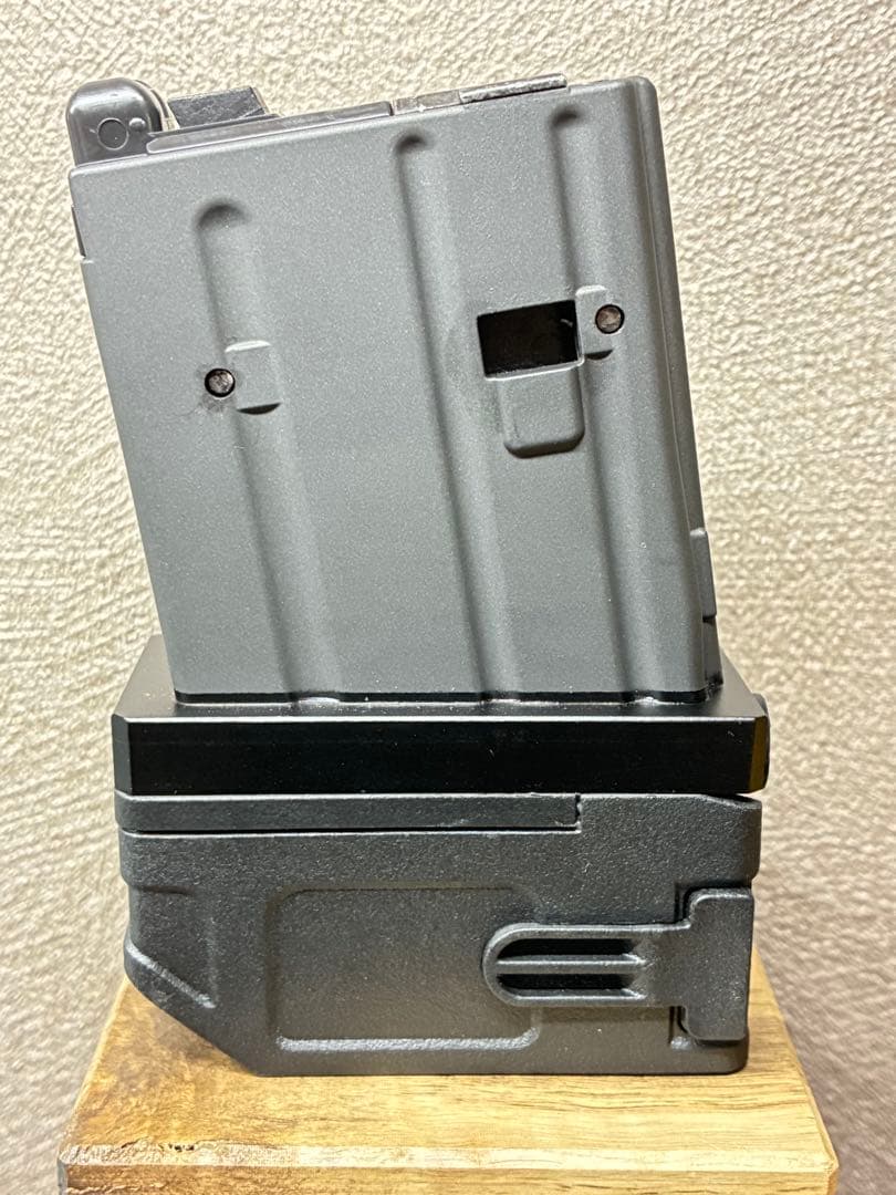 R7-41 東京マルイ GBB M4 マガジンアダプター 外部ソース仕様
