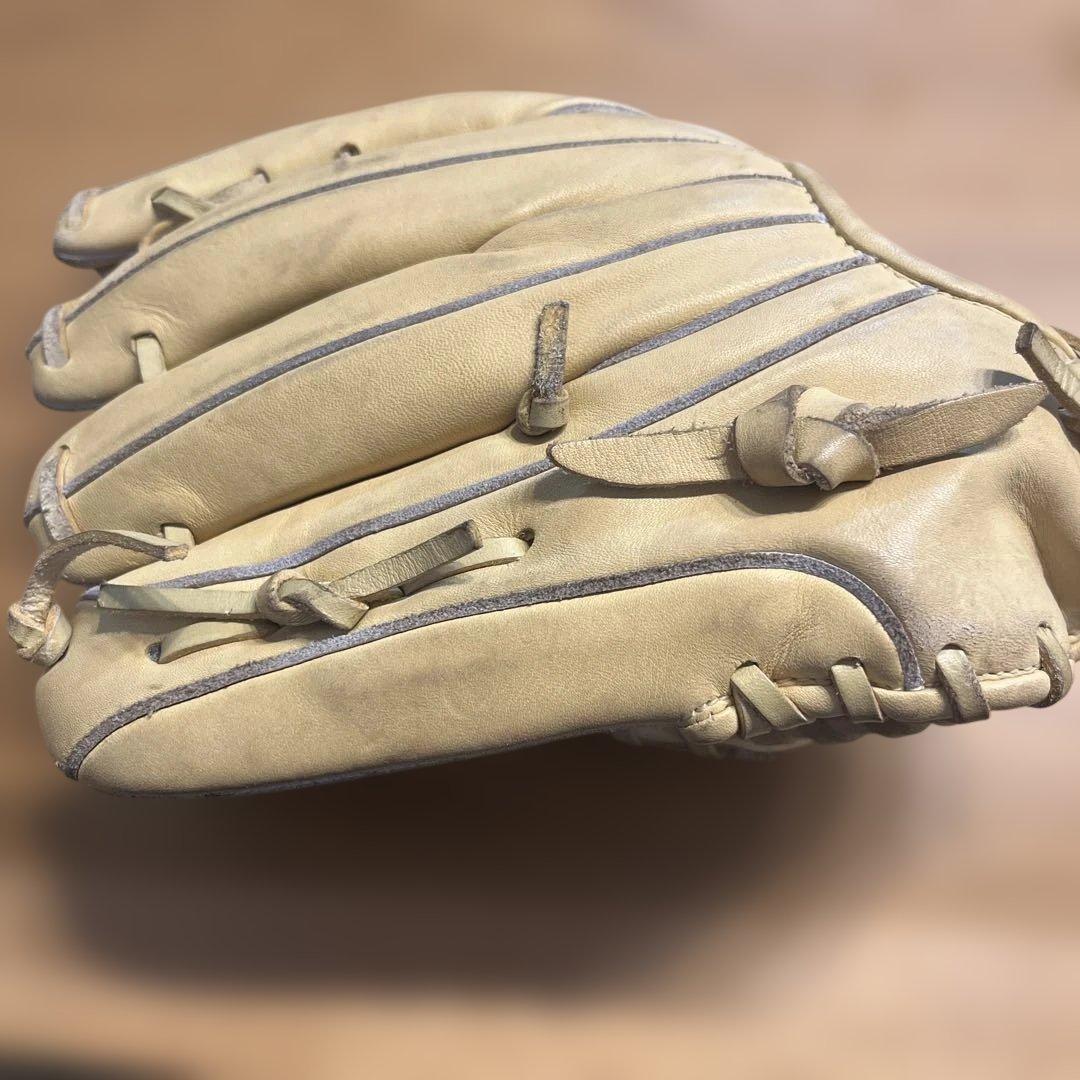 Mizuno Global Elite 軟式グローブ ベージュ