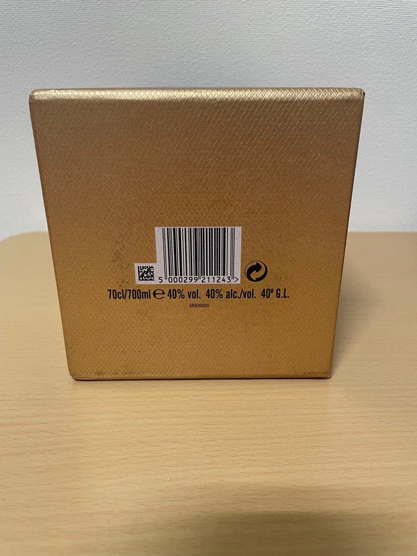 【レア終売品】 未開封箱付き ロイヤルサルート21年 陶器 700ml