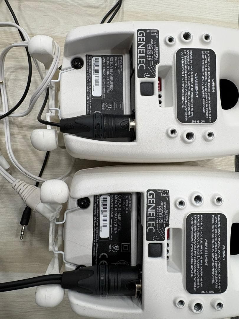 GENELEC パワードスピーカー ペア（ホワイト）