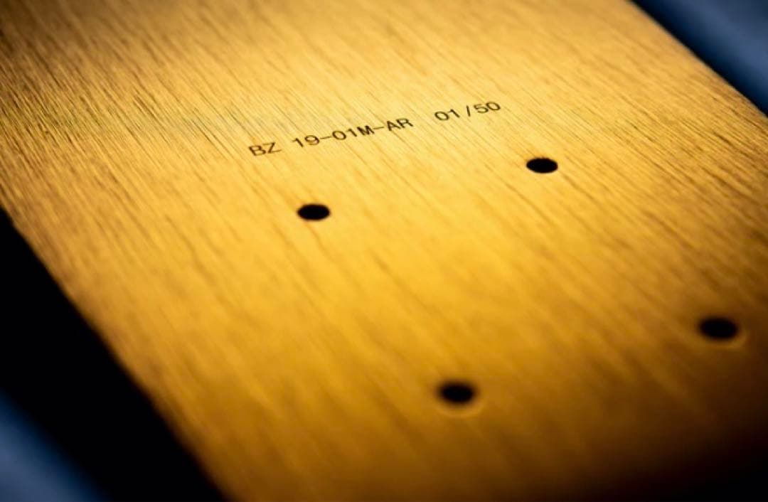 ドイツ発　BANZAI ARTIST EDITION #4 ゴールド　50台限定