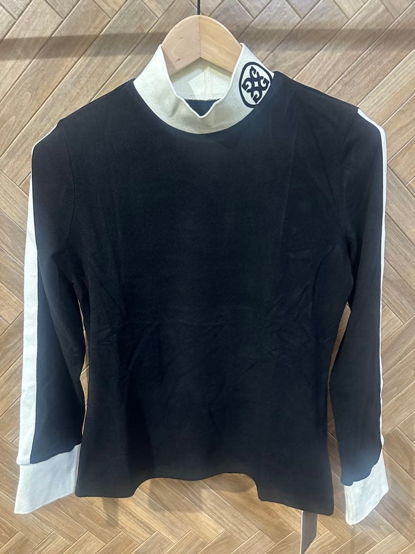 新品未使用新作韓国G/FOREジーフォアレディースハイネックシャツsizeS