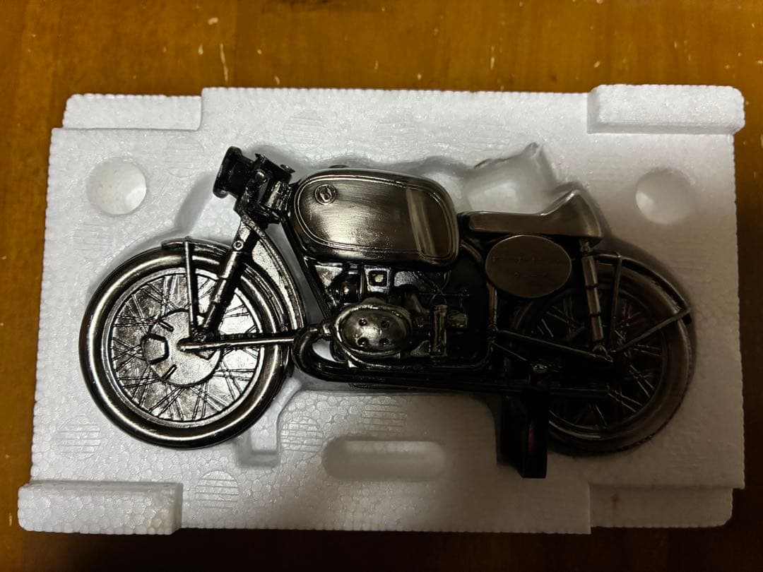 レッドバロン　世界名車シリーズ　 & Triumph