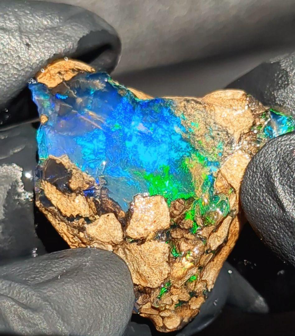 【38ct】エチオピア　オパール　原石　天然石　鉱物　標本　鉱石　ブルー