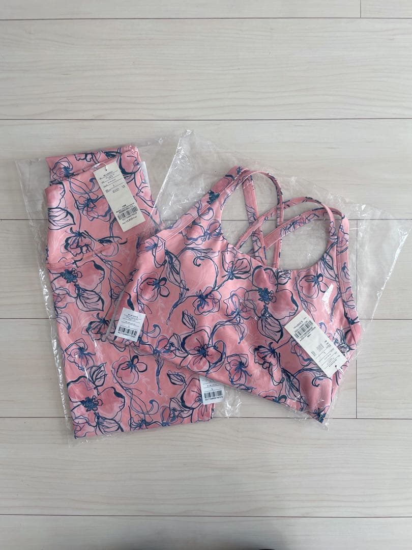 SUKALAフラワープリントヨガウェアセット　 L size