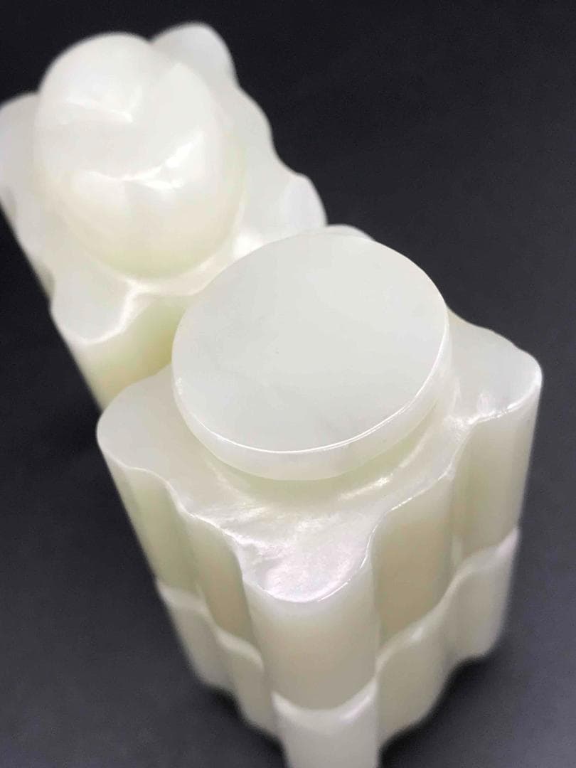 明時代　和田青玉　和田玉彫り　「天円地方」型玉佩一対　純和田玉 稀品(F-38)