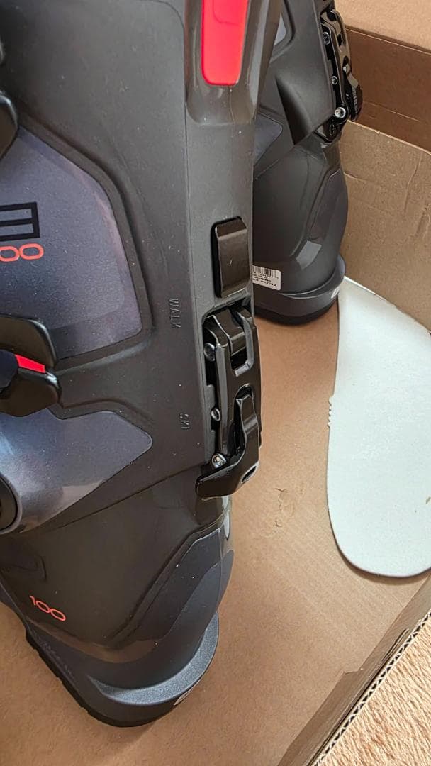 HEAD　ワイドモデル EDGE 100 HV