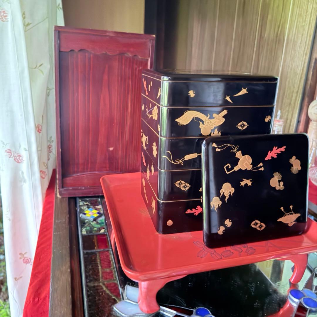 超限定1月23日20時迄‼️JAPAN『図替り宝尽くし』蒔絵梨地四段重台座付木箱入