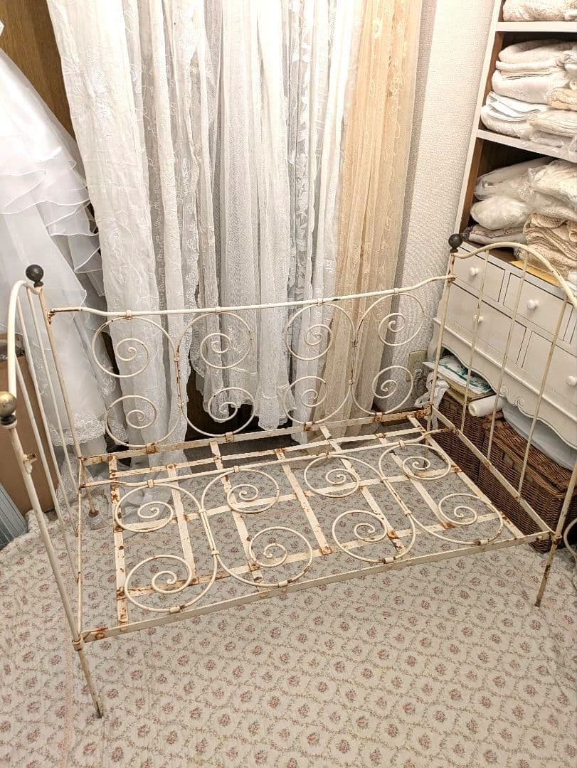 ※かんちゃん※　フランスアンティーク　ベビーベッド