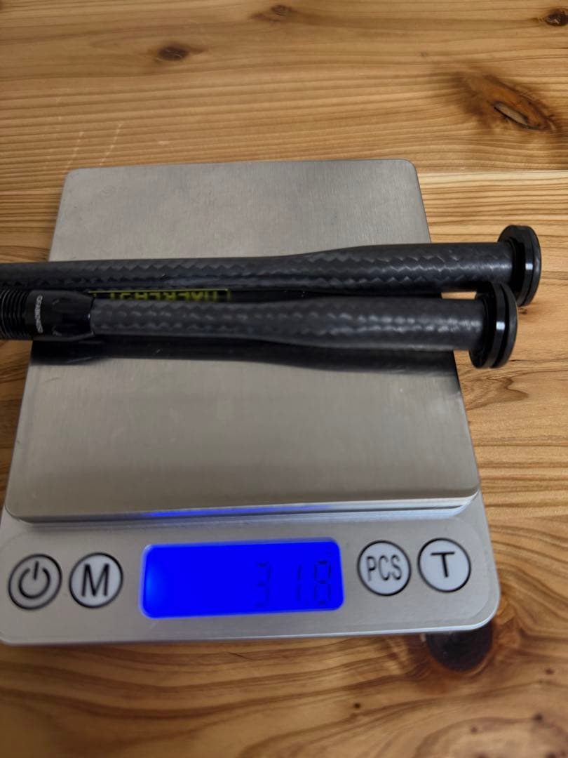 OVERFAST カーボンスルーアクスル PINARELLO用