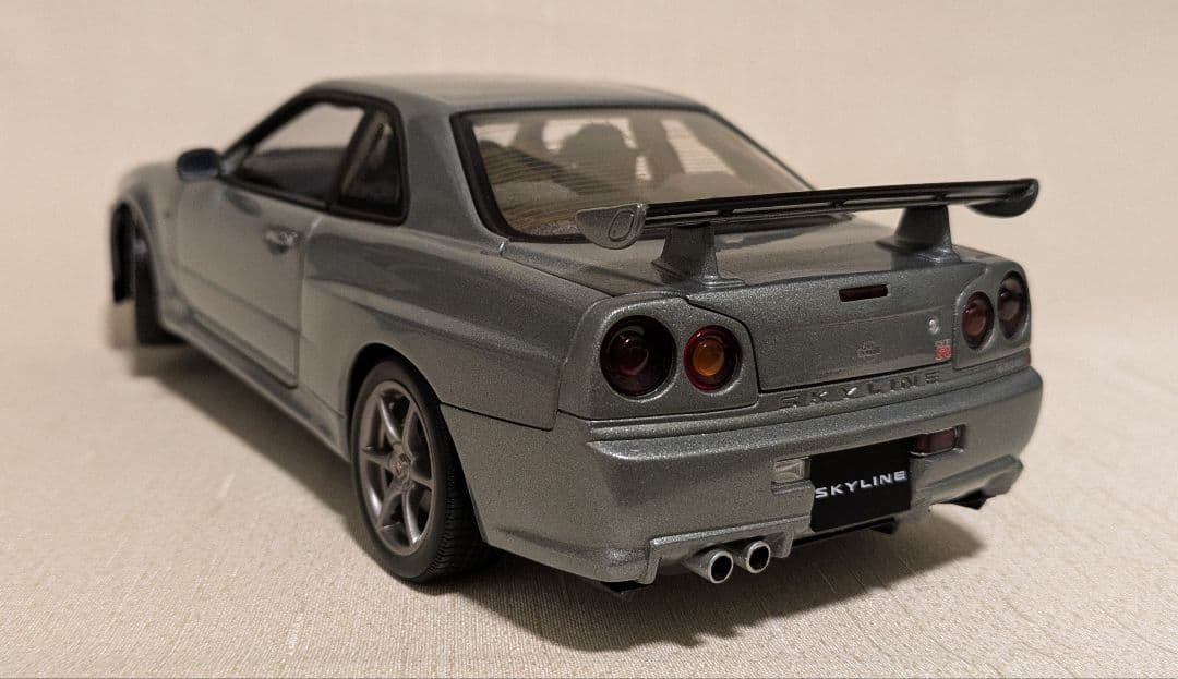 1/18 スカイライン GT-R （R34）V-specⅡ　Autoart製