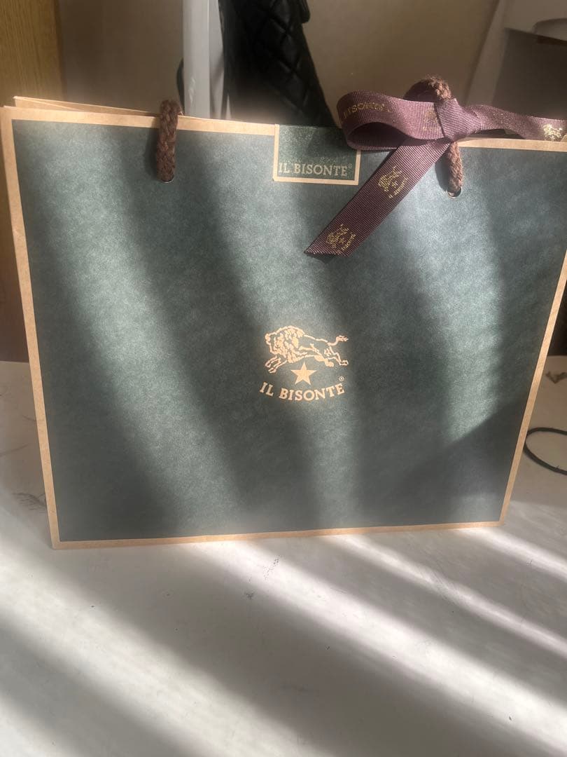 イルビゾンテ　ペンホルダー