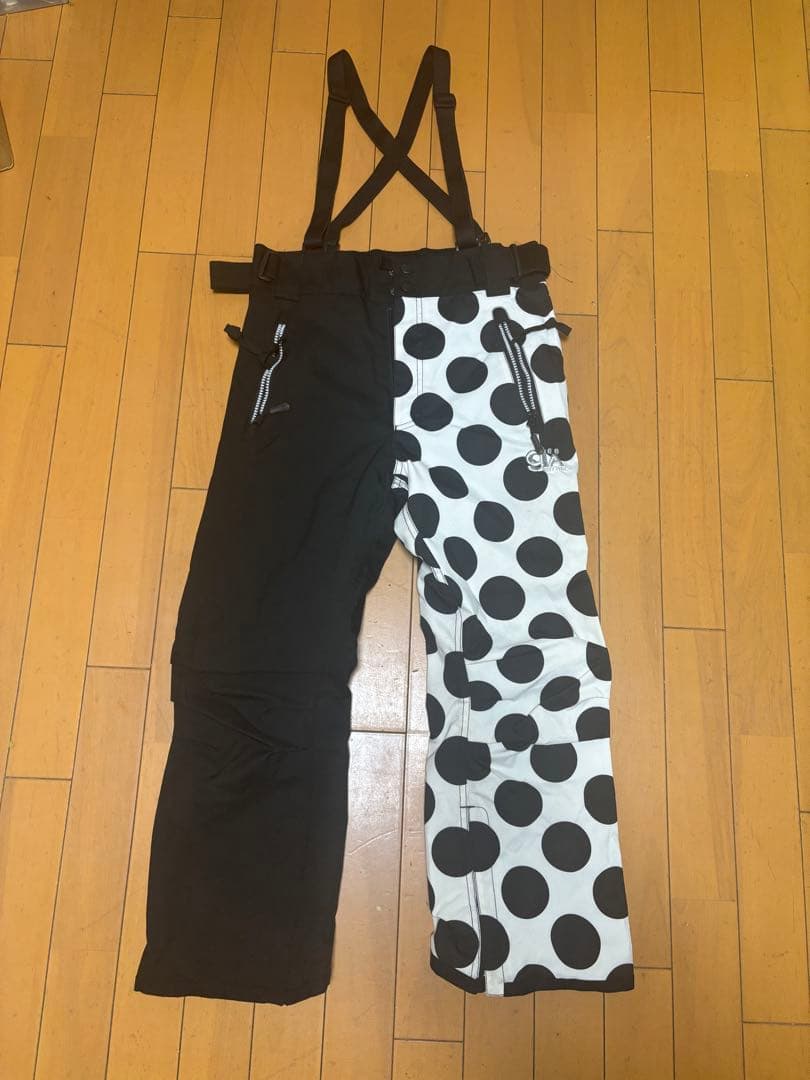 子ども用スノーボードウェア 赤/白/黒