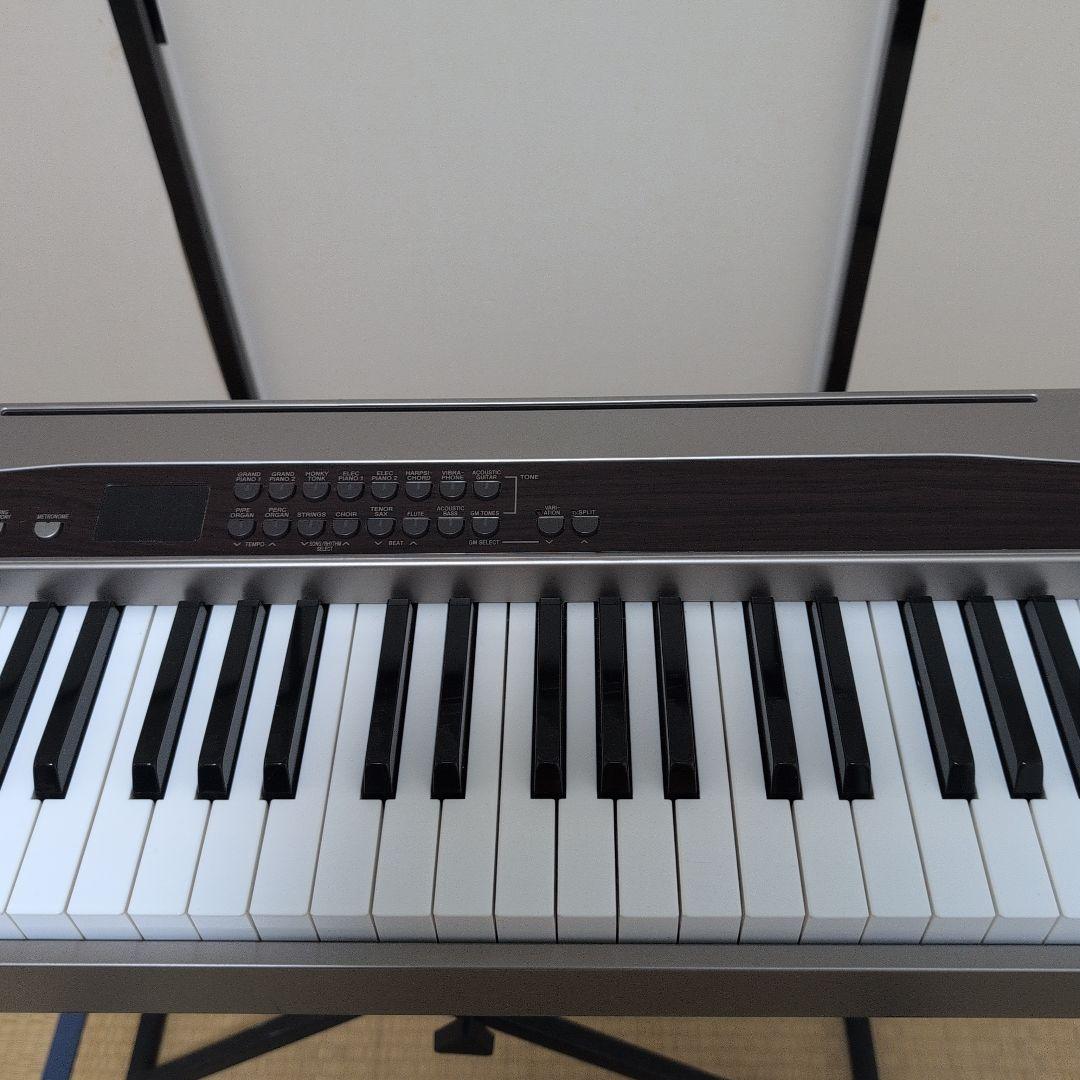 送料無料　電子ピアノ　CASIO Privia PX-500L