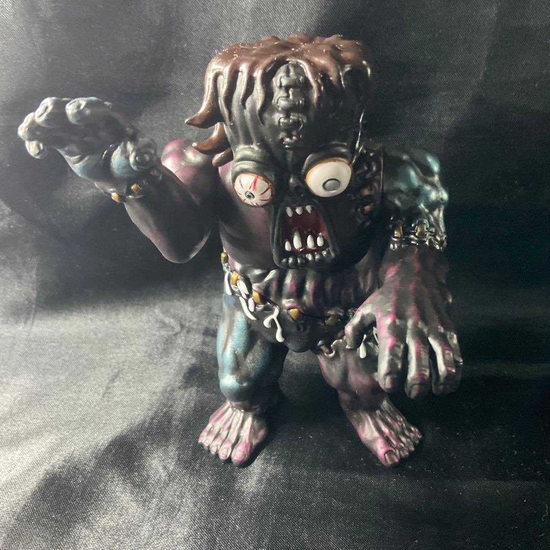 腐乱人 暗黒生体バージョン フィギュア