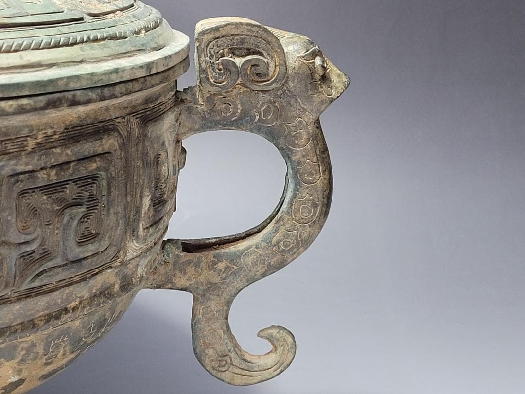 古青銅造 饕餮紋 神獣蓋、両耳装飾 香炉 唐宋時代 幅約36.3cm