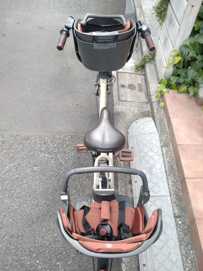 配送可★直接引渡可【ビッケポーラー bikke】電動アシスト自転車★３人乗子供乗