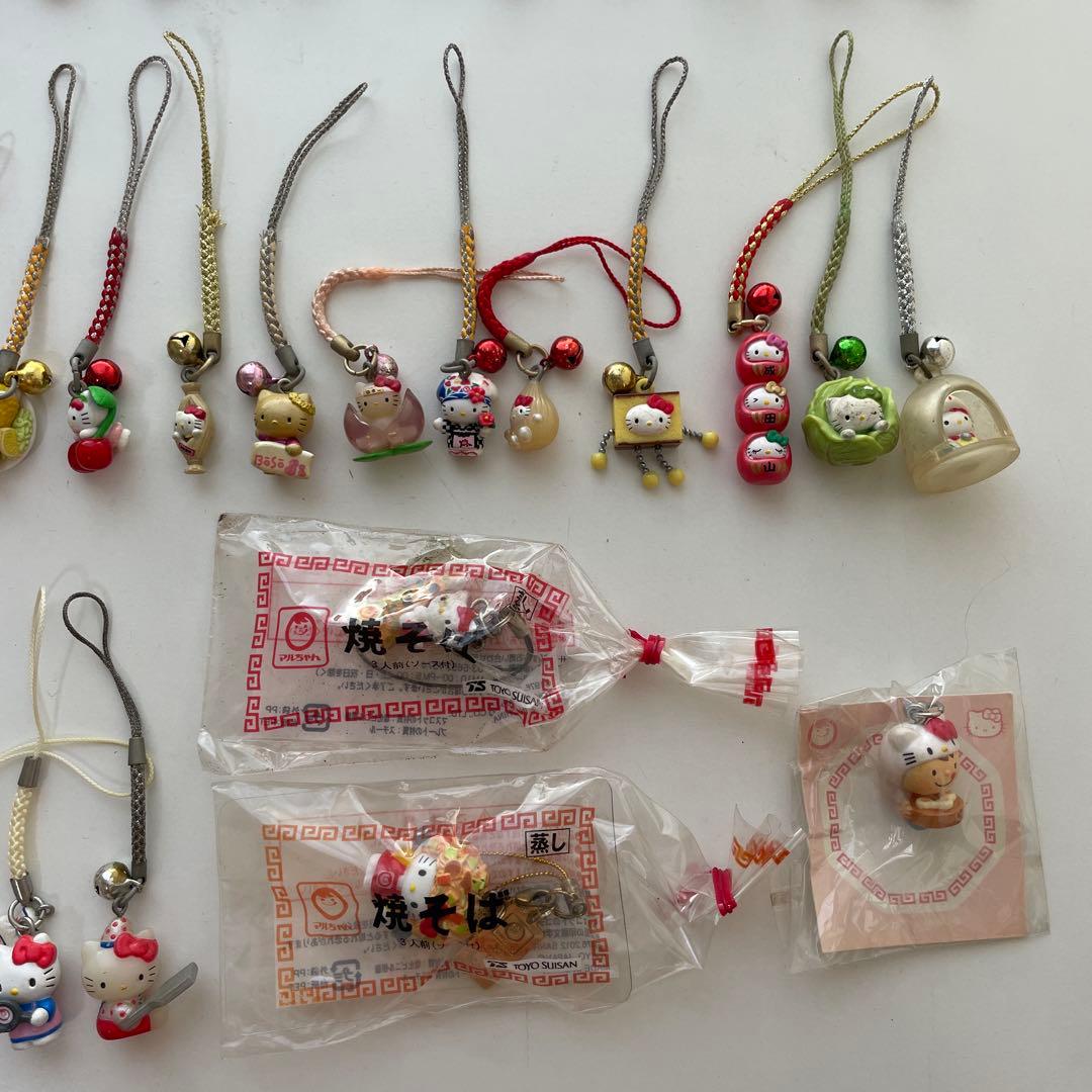 ご当地キティ　焼きそばコラボ　54個+9個セット