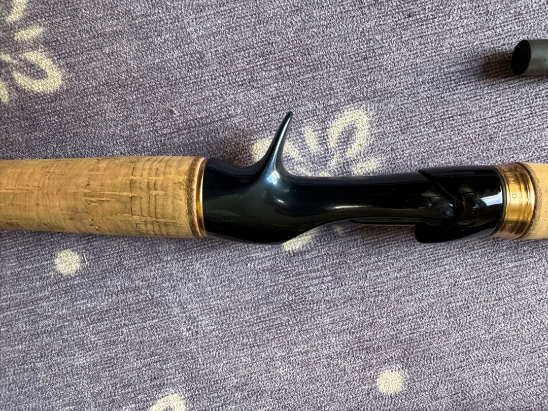 ワールドシャウラリミテッド　1652-R3