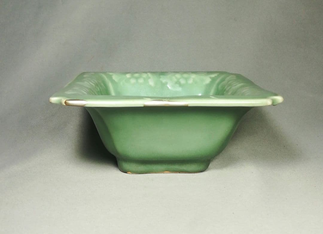 直しあり　三田青磁　四方鉢