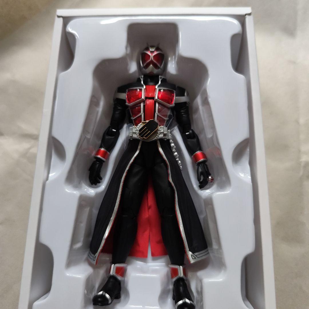 S.H.フィギュアーツ 仮面ライダーウィザードとビーストとビーストマントセット