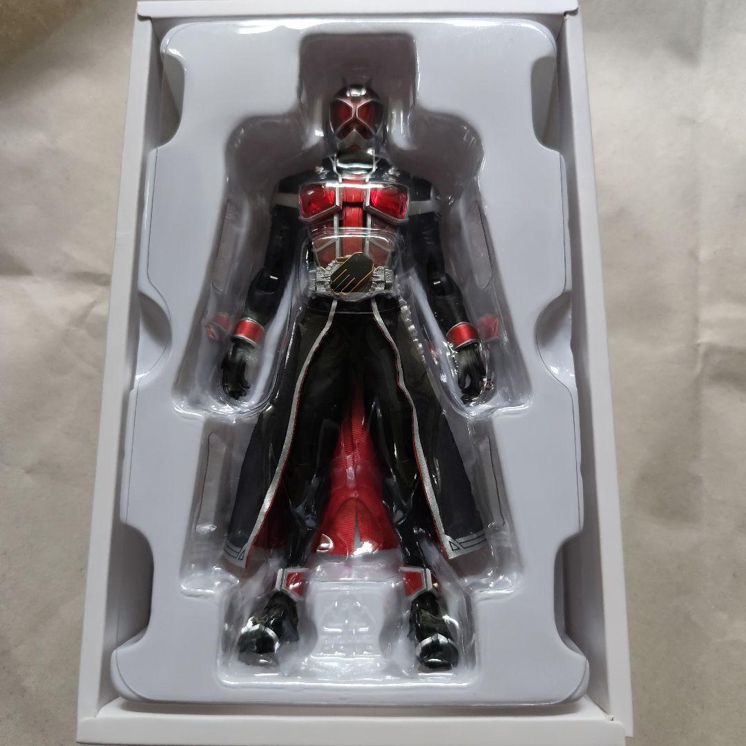 S.H.フィギュアーツ 仮面ライダーウィザードとビーストとビーストマントセット