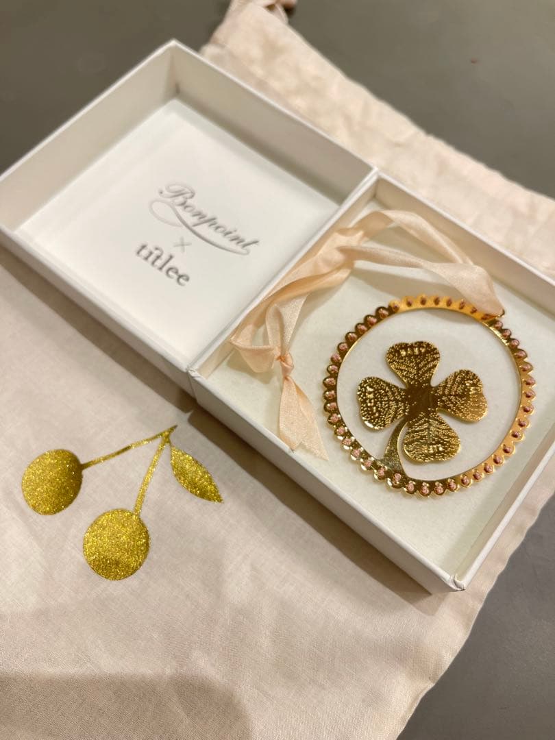 Bonpoint x tillee 四つ葉クローバー オーナメント ブックマーク