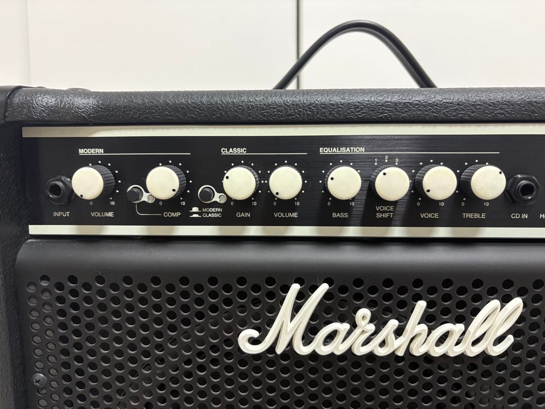 美品　Marshall MB Series 30 ベース用アンプ