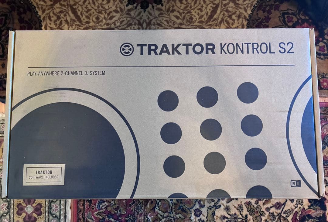 TRAKTOR KONTROL S2 MK3 DJコントローラー