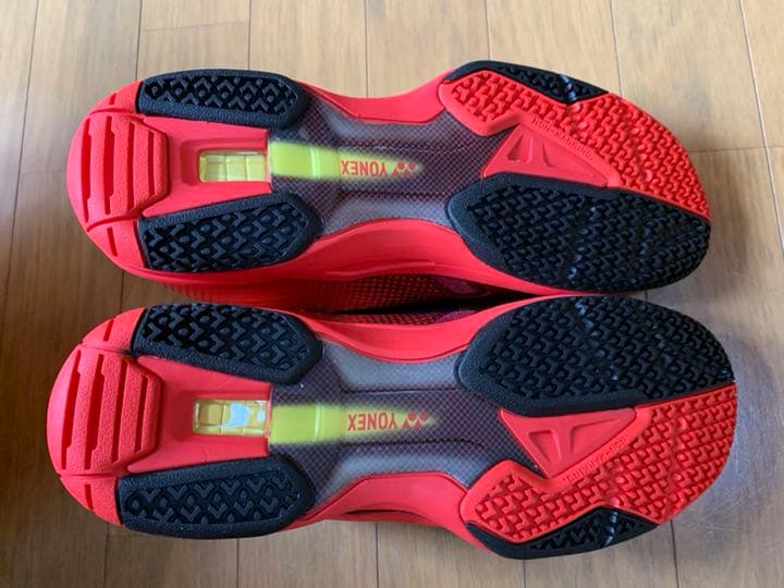 ヨネックステニスシューズ