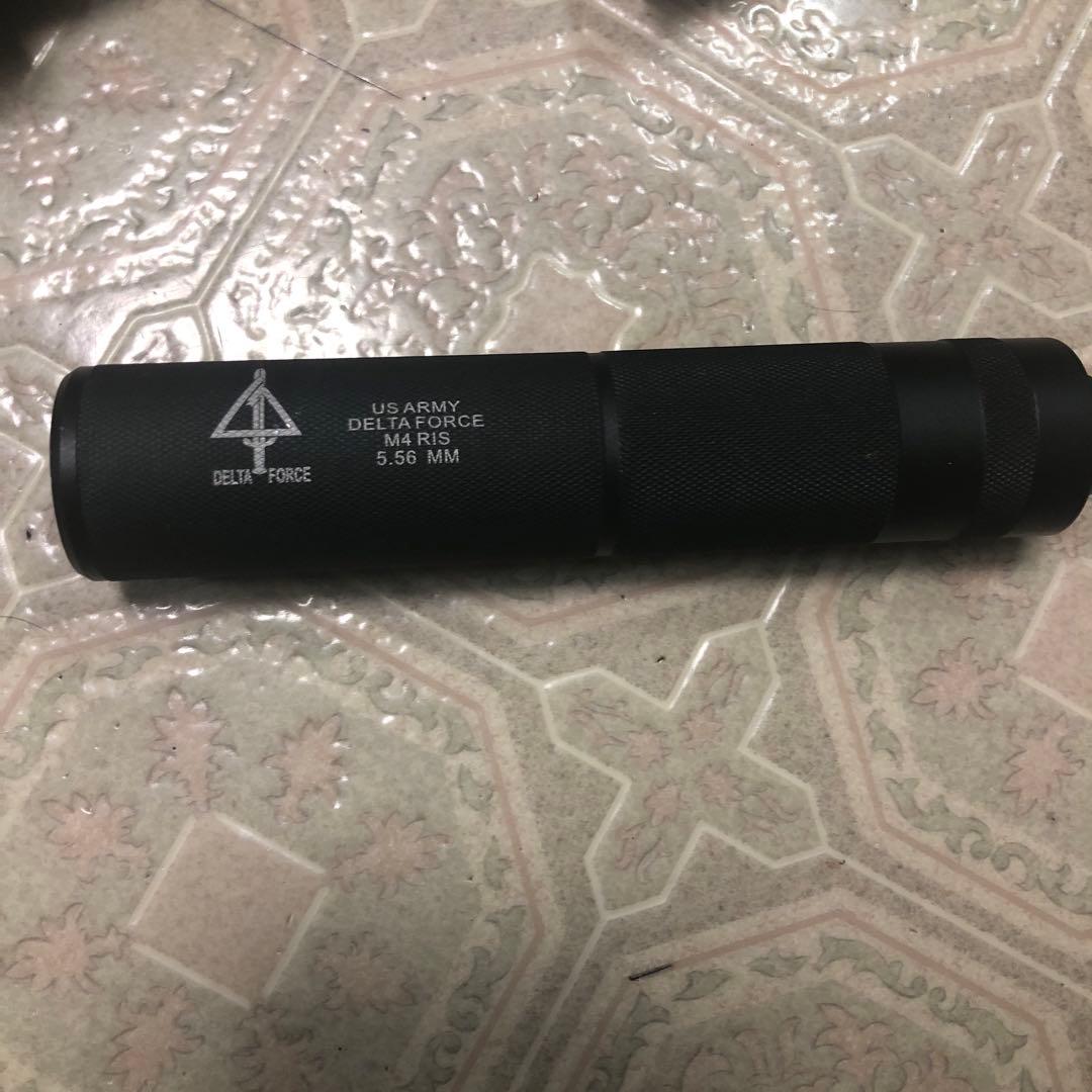 東京マルイ　P90電動ガンセット バッテリー・サイレンサー・ドットサイト付き