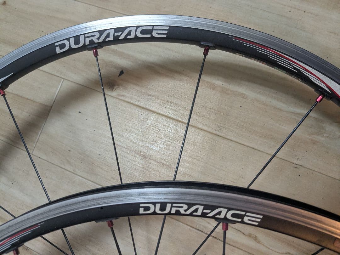 DURA-ACE チューブレス対応ホイール