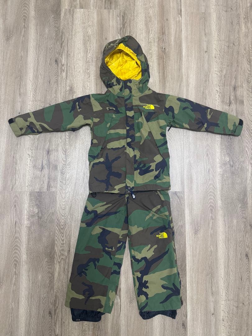 ノースフェイス スノーウェア 上下 サイズ120 迷彩柄