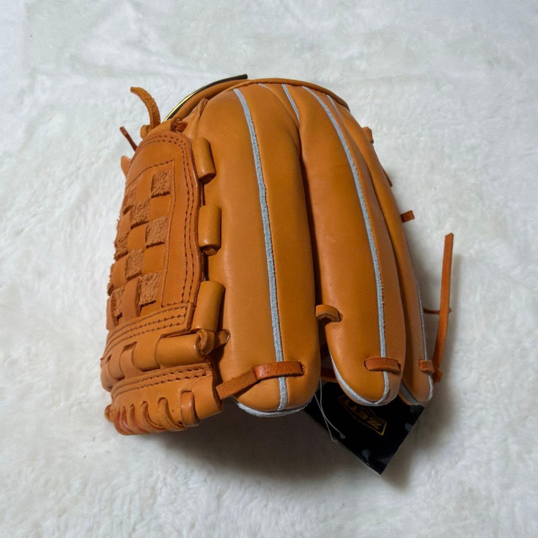 ゼット　硬式内野手用　新品未使用　袋付き　源田型