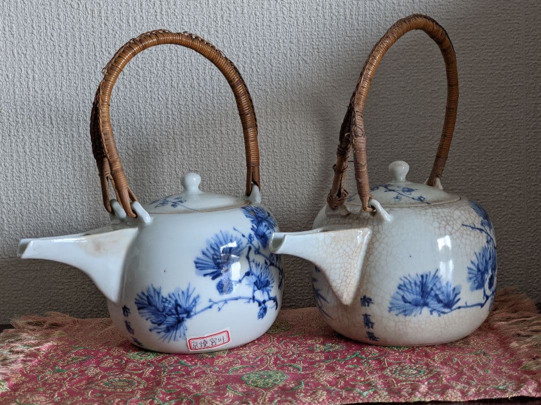 ⭐染付 松葉梅花文様 銚子1対 京焼 真葛焼 宮川香齋作 明治時代の骨董品