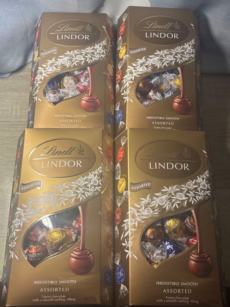リンツ リンドール 4種アソート 600g 4個セット